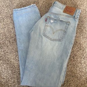 Women’s Levi’s 501 jeans